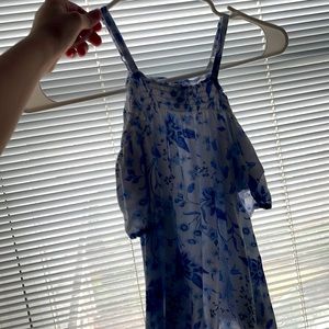 Old navy off the shoulder floral top